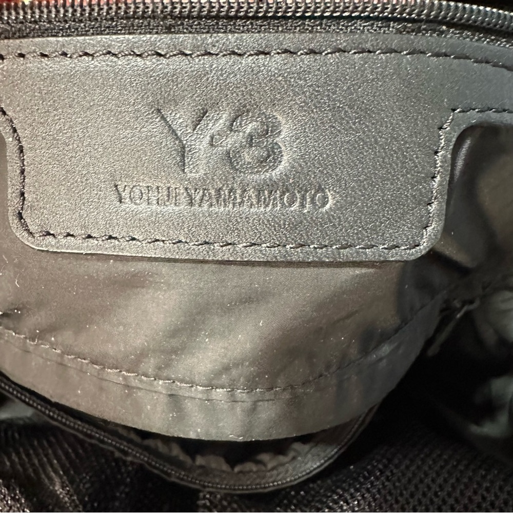 Y-3 Yohji Yamamoto futuristic pod shape backpack - Picture 16 of 17